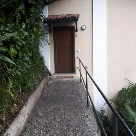 La Cascina Vista Lago